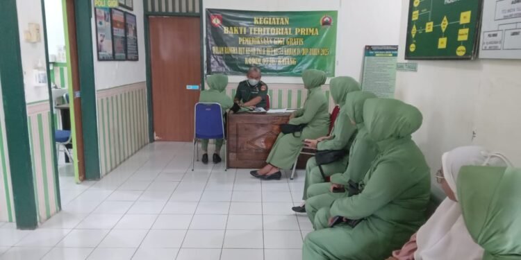 Sambut HUT TNI ke-80 dan Kodam IV/Diponegoro ke-75, Kodim 0736/Batang Gelar Baksos Pemeriksaan Gigi Gratis
