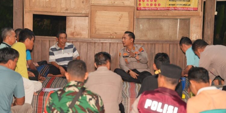 Sinergitas TNI, Polri, dan Masyarakat Kunci Keberhasilan Siskamling di Batang