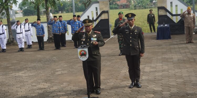 Dandim 0736/Batang Pimpin Upacara Ziarah Nasional dalam Rangka HUT ke-80 TNI
