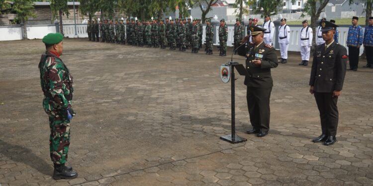 Dandim 0736/Batang Pimpin Upacara Ziarah Nasional dalam Rangka HUT ke-80 TNI