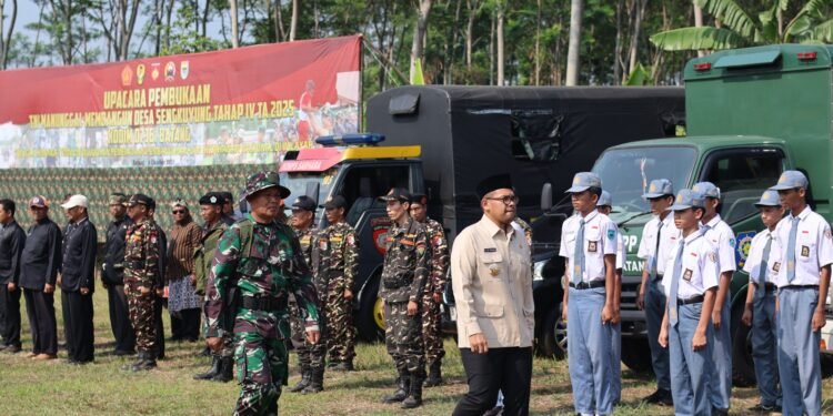 Bupati Batang Faiz Kurniawan Buka TMMD Sengkuyung Tahap IV Desa Wringin Ngintung