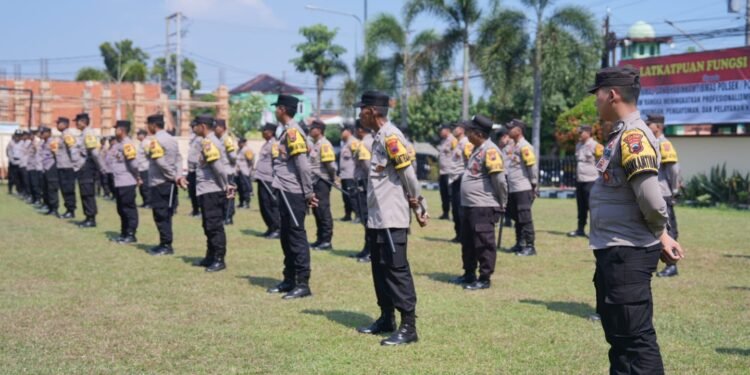 Polres Batang Kuatkan Mitra Keamanan: Bhabinkamtibmas Dilatih untuk Membina Satkamling