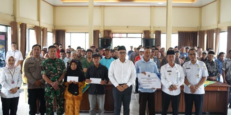 Tangani Rob dan Abrasi, 1,3 Juta Bibit Mangrove Ditanam di Batang dalam Program Mageri Segoro
