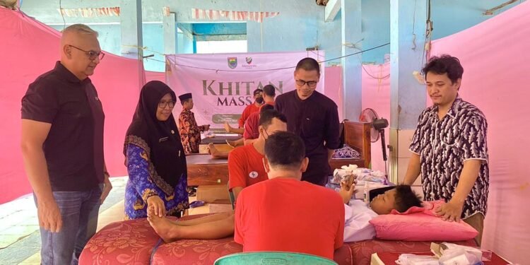 BPI Batang Gelar Khitan Massal untuk Anak Nelayan