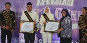 Ciptakan Generasi Unggul, Faiz-Faelasufa Dikukuhkan Sebagai Ayah Bunda Genre