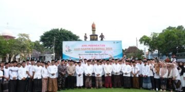 Bupati Batang Kucurkan Insentif, Jaminan Pensiun, dan Keselamatan Kerja untuk Guru Madin