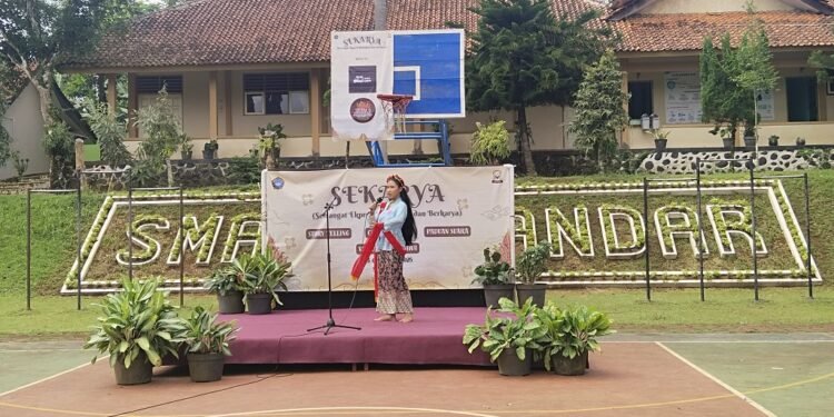 Meriahnya Bulan Bahasa, di SMAN 1 Bandar