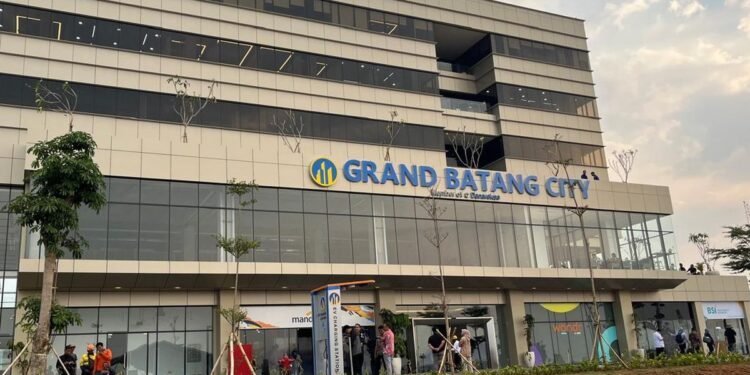 Batang ‘Tancap Gas’ Investasi, Kalahkan Target RPJMD