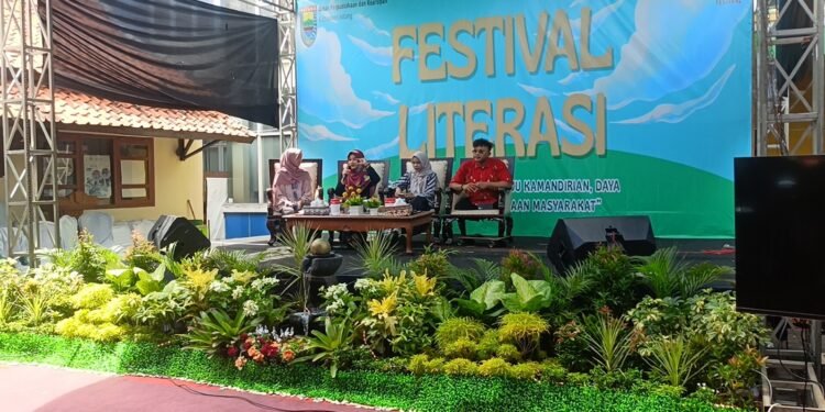 Gelar Diskusi, Pegiat Ulik Kemanfaatan Literasi untuk Terapi