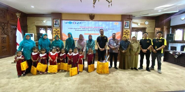 MR. DIY Serahkan Bantuan CSR 300 Paket ke PAUD di Batang