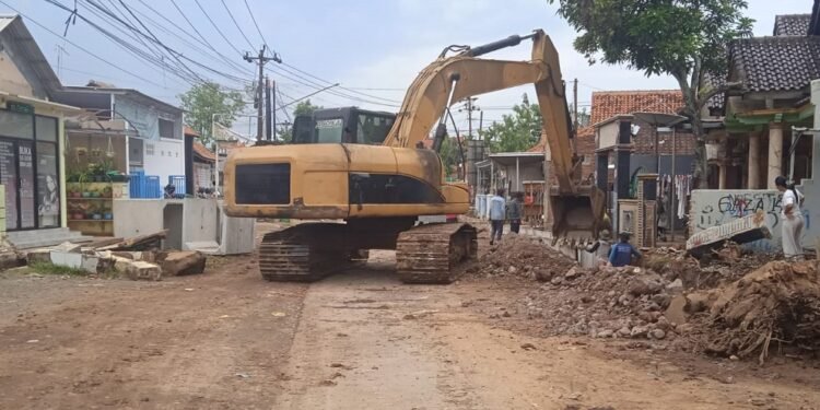 Pemkab Batang Mulai Revitalisasi Jalan RE Martadinata