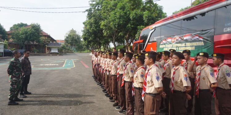 50 Siswa SMK N 1 Kandeman Ikuti KKRI Di Rindan IV/Diponegoro