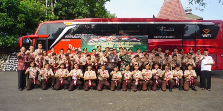 50 Siswa SMK N 1 Kandeman Ikuti KKRI Di Rindan IV/Diponegoro