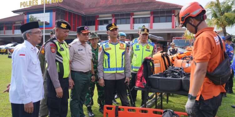 Musim Hujan Tiba, Polres Batang Pastikan Seluruh Personel Siap Diterjunkan
