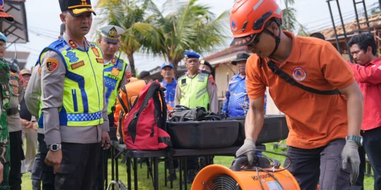 Musim Hujan Tiba, Polres Batang Pastikan Seluruh Personel Siap Diterjunkan