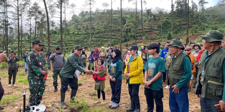 Napak Tilas Perjuangan, Warga Batang Kenang Pengorbanan Pahlawan