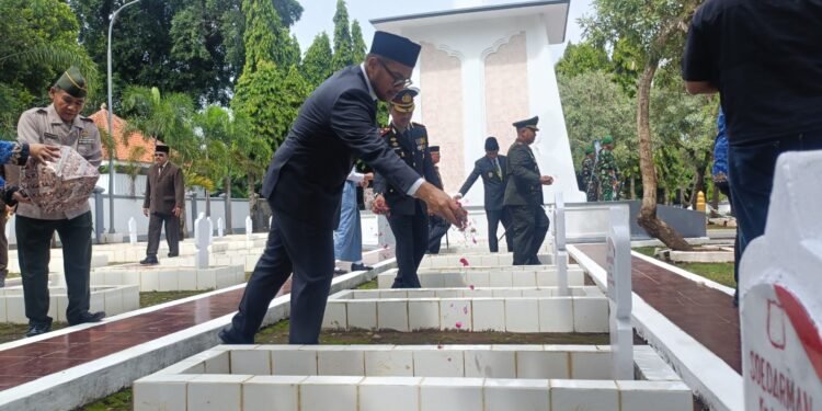 Tabur Bunga, Simbol Penghargaan Pemerintah atas Perjuangan Rakyat