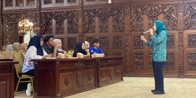 Gandeng Bocimaknyoss, PKK Batang Latih Anak Putus Sekolah Kuasai Digitalisasi