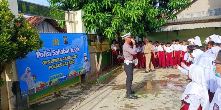 Satlantas Polres Batang Ajak 240 Siswa SD Klidang Wetan Belajar Tertib Lalu Lintas