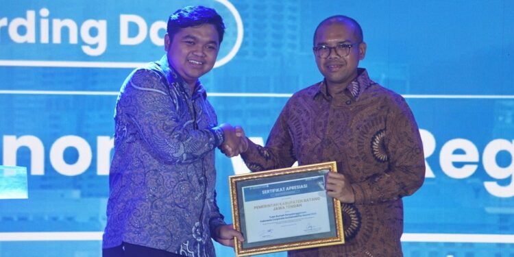 Pemkab Batang Raih ICS Award 2025, Tegaskan Komitmen Industri Berkelanjutan