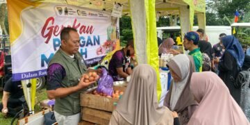 Dispaperta Batang Habiskan Sembako Murah Dalam Program Sambang Desa