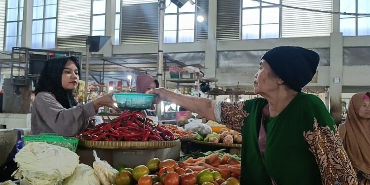 Jelang Natal, Harga Cabai Mulai Makin Pedas