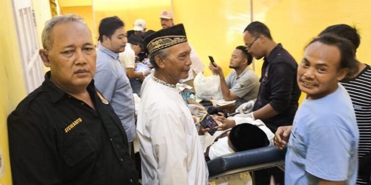 Paguyuban Laskar Alas Roban Gelar Sunatan Massal dan CKG