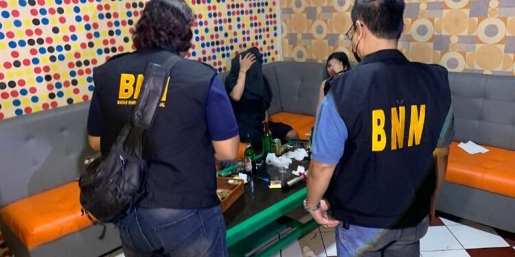 Razia Tempat Hiburan Malam, BNNK Batang Temukan Obat Terlarang