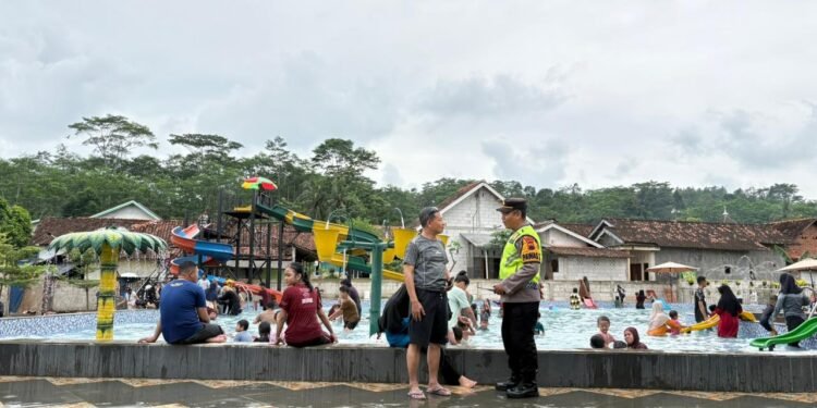 Antisipasi Lonjakan Wisatawan, Polres Batang Intensifkan Patroli Objek Wisata