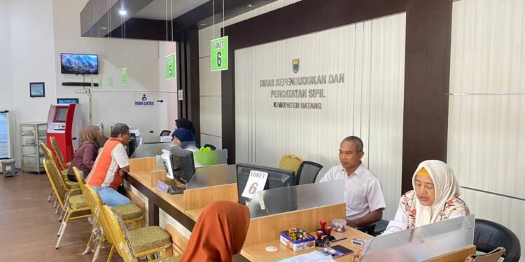 Disdukcapil Batang Pastikan Layanan Cetak E-KTP Mudah