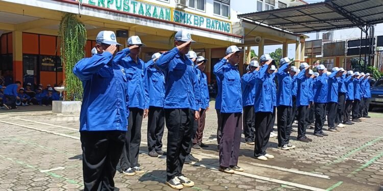Usai Retret, Pelajar SMK Bhakti Praja Tampil Memukau