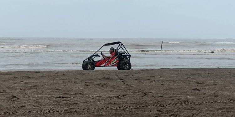 Wahana Gokart, Uji Adrenalin Pengunjung Safari Beach Jateng