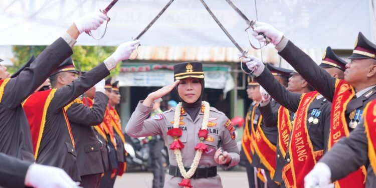 Pisah Sambut Kapolres Batang, AKBP Veronica Siap Lanjutkan Program Kerja
