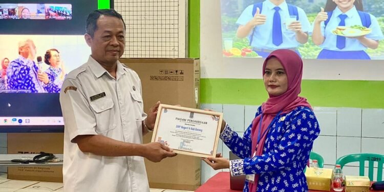 Tercatat Rekor Muri, Edukasi Gizi Serentak Dilakukan 2 Titik di Batang