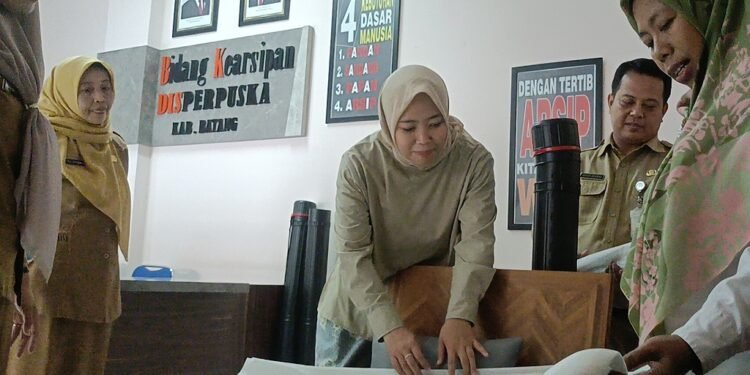 Dekranasda Batang Pastikan Motif Batik Rifa’iyah Terjaga Keasliannya