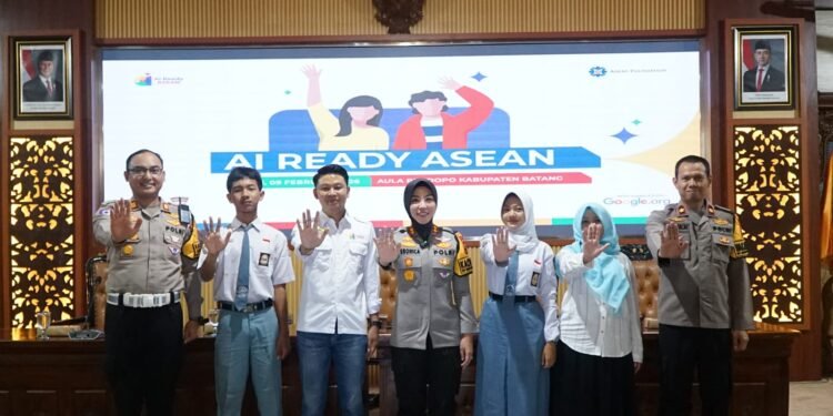 Gunakan AI Secara Bijak, Siswa SMA di Batang Diajak Saring Informasi Sebelum Sharing.