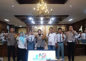 Gunakan AI Secara Bijak, Siswa SMA di Batang Diajak Saring Informasi Sebelum Sharing.