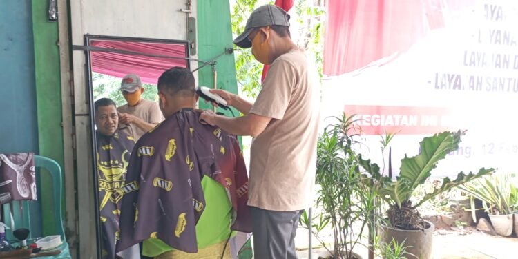 Tradisi Tahunan Jelang Ramadhan Ala YBPI: Pangkas Rambut Gratis Diserbu Warga