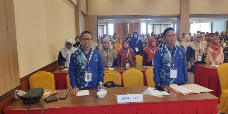 Anthem Indonesia Raya 3 Stanza Bergema di Langit Solo