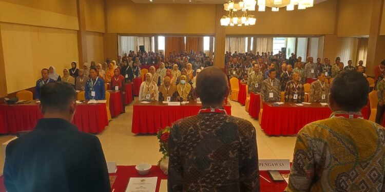 Anthem Indonesia Raya 3 Stanza Bergema di Langit Solo