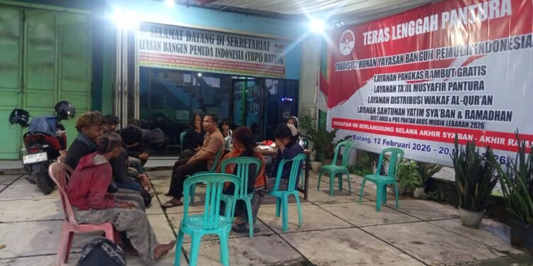 Semarak Takjil YBPI Hari ke-2 Layani Musafir dan Rombongan Anak Pang