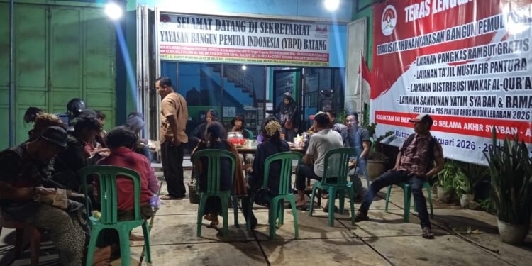 Semarak Takjil YBPI Hari ke-2 Layani Musafir dan Rombongan Anak Pang