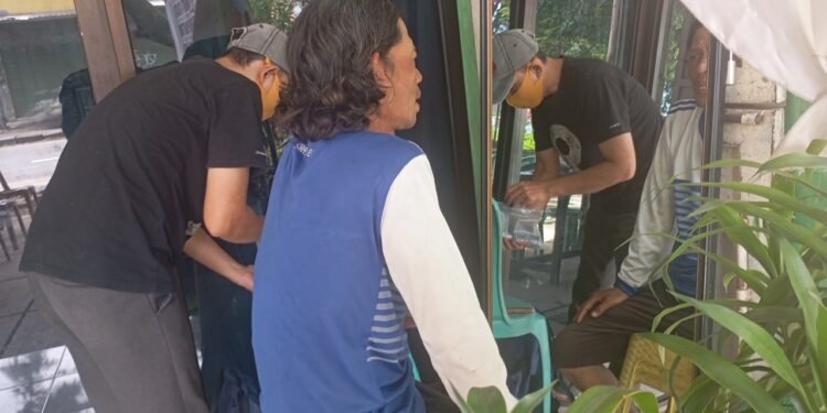 Tradisi Tahunan Jelang Ramadhan Ala YBPI: Pangkas Rambut Gratis Diserbu Warga