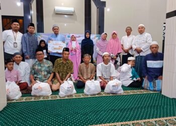 Gandeng Lazismu, Masjid Al Haadi Santuni Puluhan Yatim dan Duafa