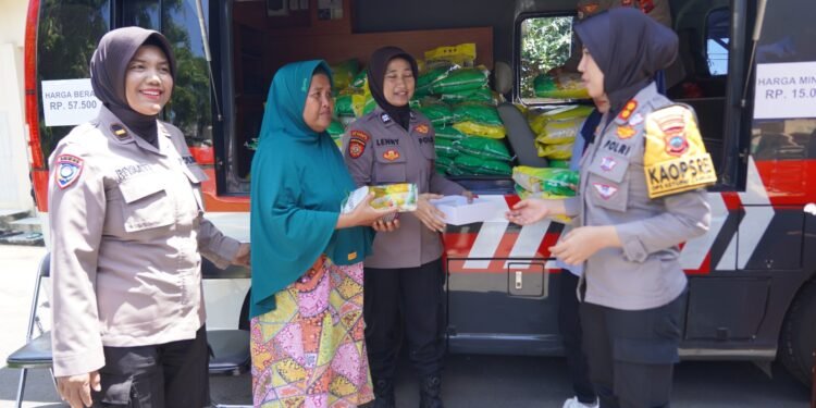 Ringankan Beban Masyarakat Jelang Lebaran, Polres Batang Hadirkan Pangan Murah Berkualitas