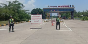 Jamin Kelancaran Jalur Pantura, Satlantas Batang Tindak Tegas Truk yang Melanggar SKB Mudik