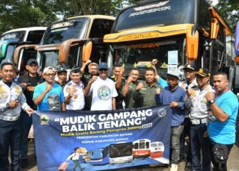 Wakil Bupati Batang Lepas Ratusan Pemudik Batang dari Jakarta
