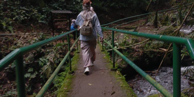 Libur Pasca Lebaran, Wisata Alam Capolaga Subang Diserbu Ribuan Pengunjung