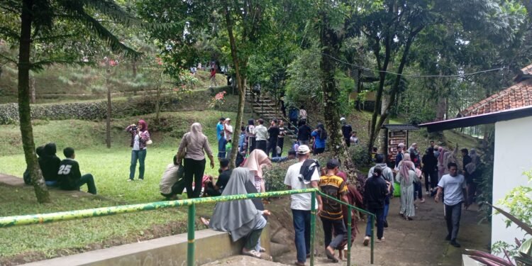 Libur Pasca Lebaran, Wisata Alam Capolaga Subang Diserbu Ribuan Pengunjung