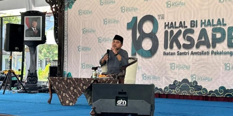 Dari Batang untuk Dunia: Mimpi Satu Miliar Amtsilati di Halal Bi Halal IKSAPBA ke-18